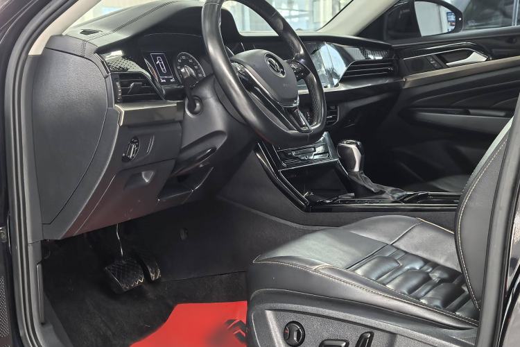 Used Volkswagen Passat 2020 Facelift 330TSI Elite Edition China VI Standard
