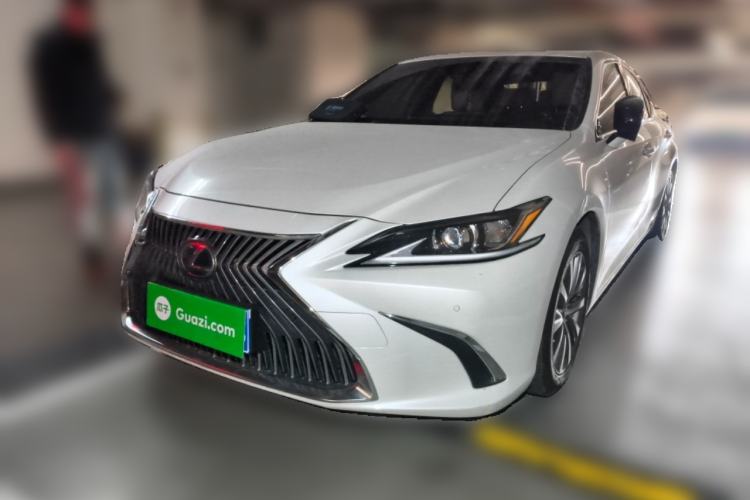 Used Lexus ES 2018 300h Premier Edition China V Standard