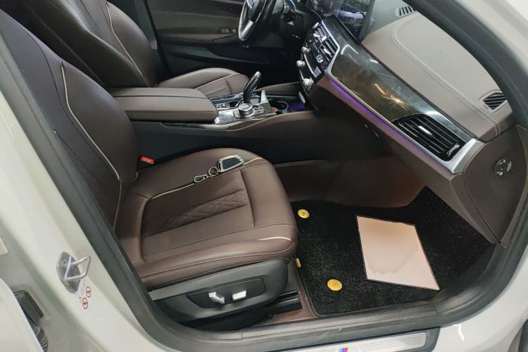 Used BMW 5 Series 2022 Restyled 525Li M Sport Package
