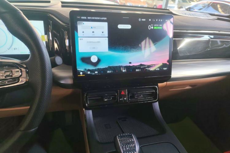 Used GAC Trumpchi ES9 2024 PHEV with 143 km Max