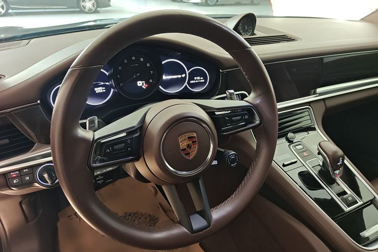 Used Porsche Panamera 2023 Panamera 4 Executive Long Wheelbase 2.9T
