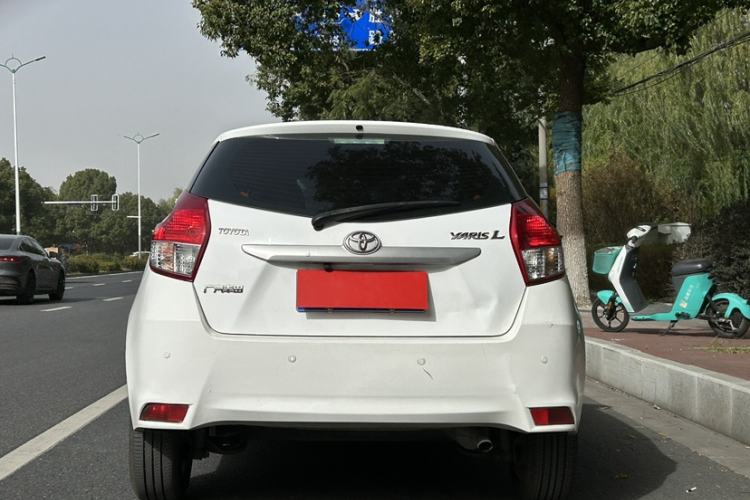 Used Toyota YARiS L 2015 1.5G Automatic Xuan Dong Sunroof Special Edition
