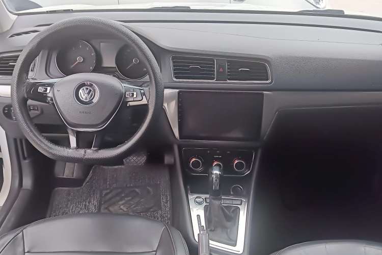 Used Volkswagen Lavida 2017 1.6L Automatic Comfort Edition