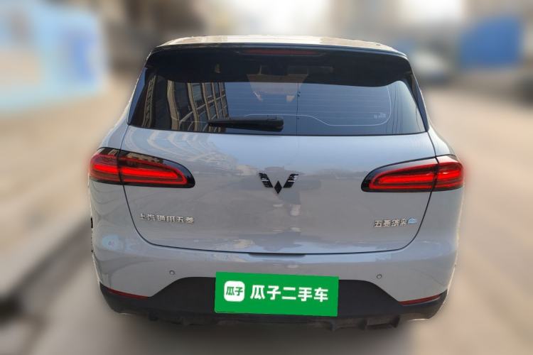 Used Wuling Bingo PLUS 2024 330 km Range Five-Seater Version
