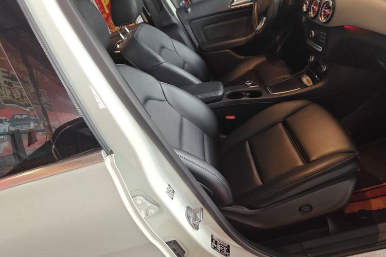 Used Mercedes-Benz B-Class 2019 B 200 Fashion Model
