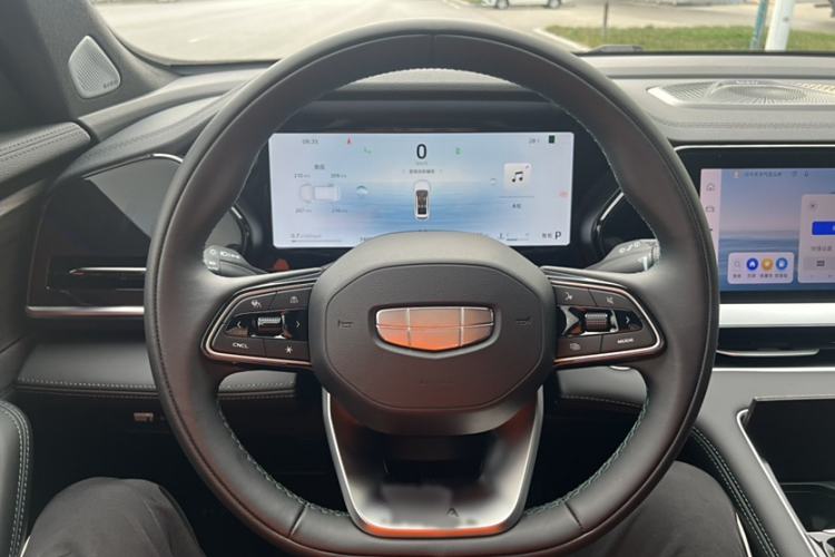 Used Geely Auto Monjaro L 2025 Dongfang Yao 2.0TD Automatic Lanxing Edition
