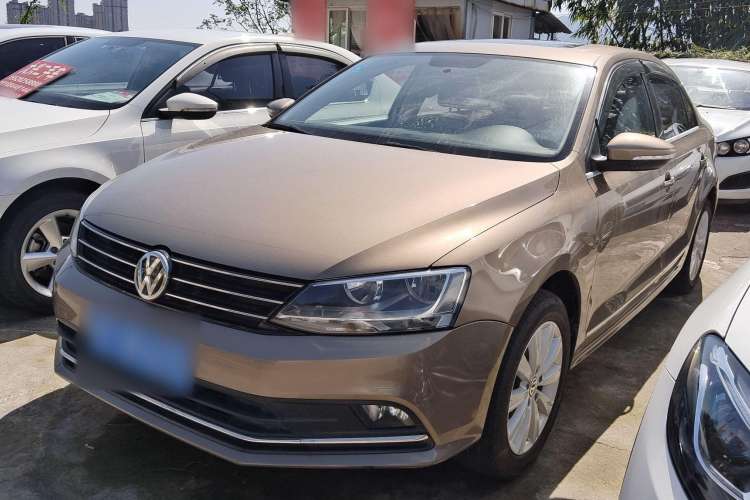 Used Volkswagen Sagitar 2016 230TSI 25th Anniversary Edition
