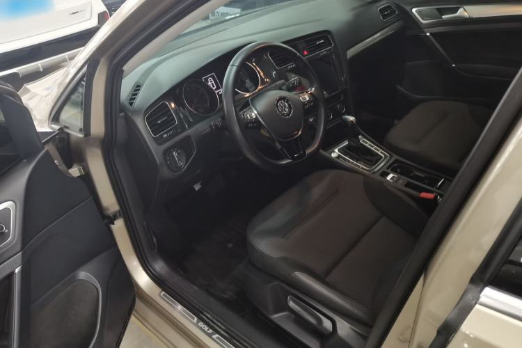 Used Volkswagen Golf 2020 Zhiai Edition 280TSI DSG Comfort Model
