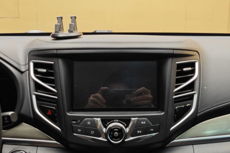 Used BYD Song New Energy 2017 Song DM 1.5TID All-Wheel Drive Luxury Model