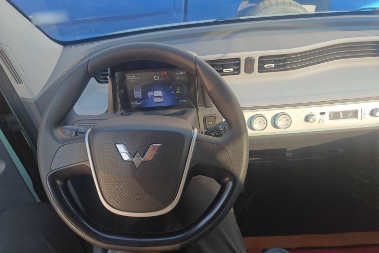 Used Wuling Hongguang MINIEV 2022 Macaron Premium Model – Lithium Iron Phosphate