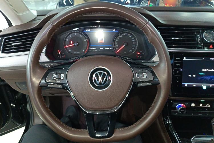 Used Volkswagen Phideon 2021 380TSI Luxury Edition
