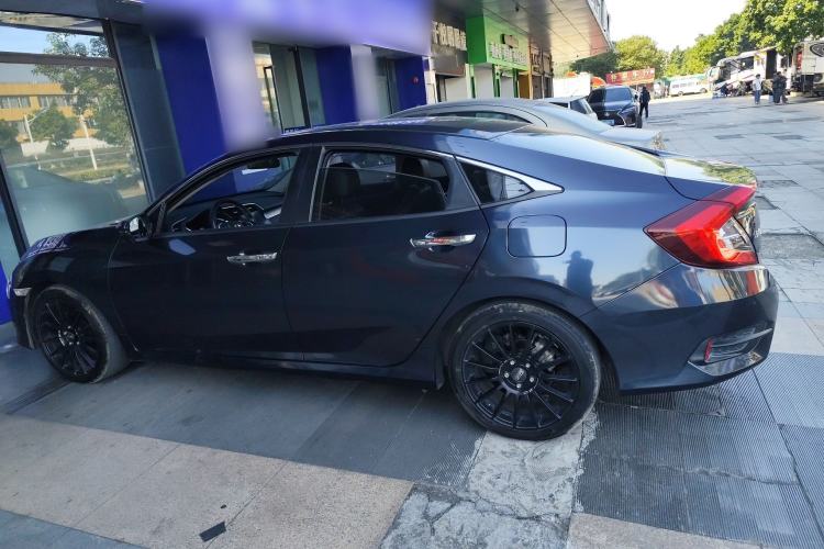 Used Honda Civic 2016 220TURBO CVT Prestige Edition
