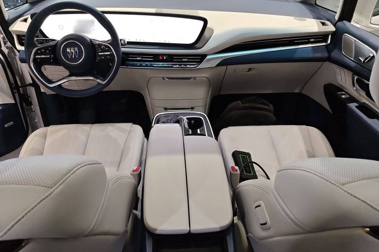 Used Buick Century 2025 2.0T Seven-Seater Yinshi Edition
