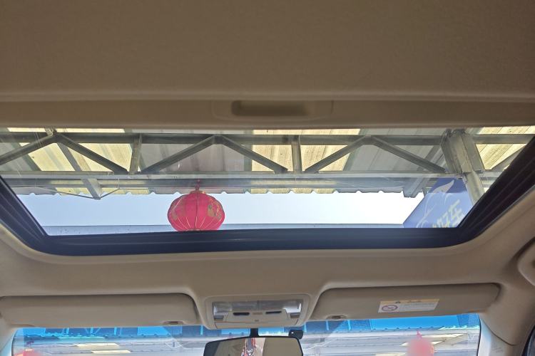 Used Toyota Camry 2016 Dual-Engine 2.5 HG 10th Anniversary Deluxe Navigation Edition
