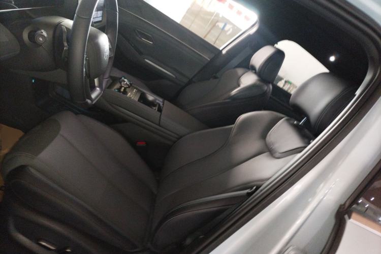 Used BYD Qin L 2025 DM-i Smart Drive 120KM Superior Model
