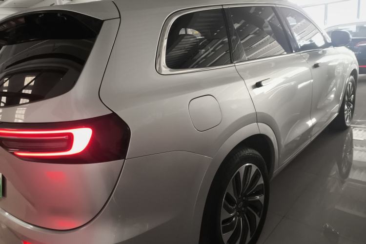 Used Hima AITO M7 2024 1.5T Rear-Drive Plus Version 5 Seats
