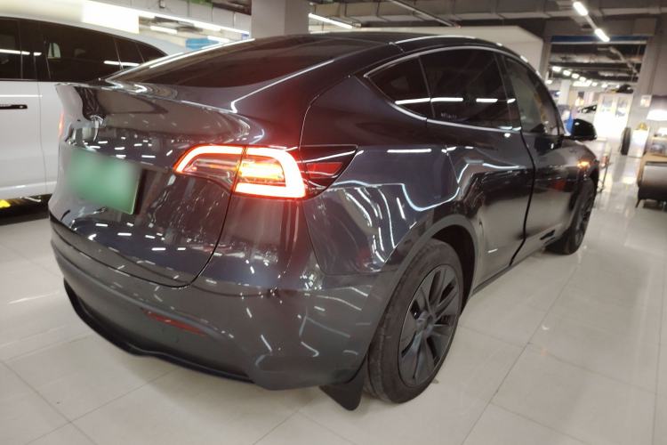 Used Tesla Model Y 2024 Rear-Wheel-Drive Version