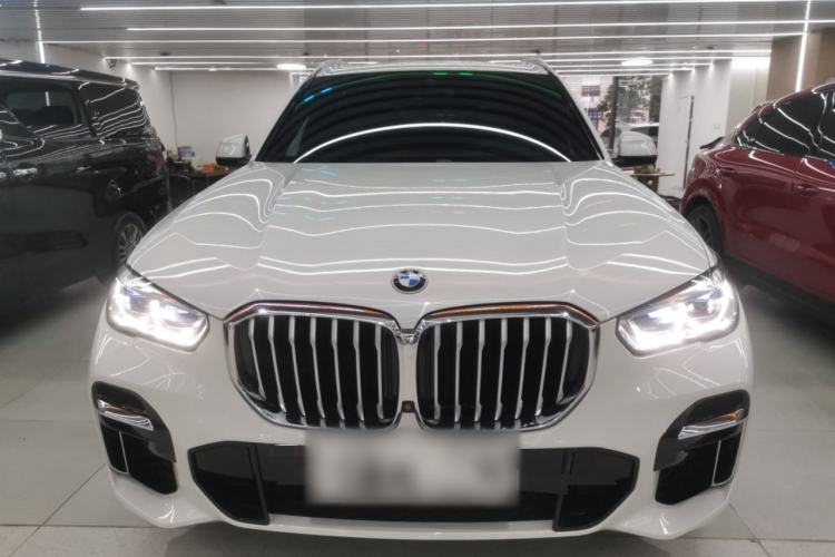 Used BMW X5 2022 xDrive 40Li M Sport Package