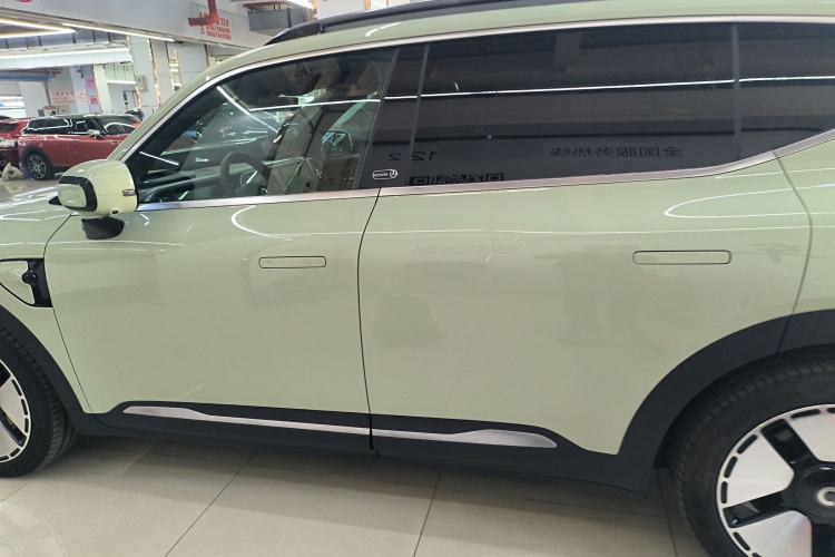 Used  #5 2024 Ultra-Long Range Extraordinary Journey Luxury Edition