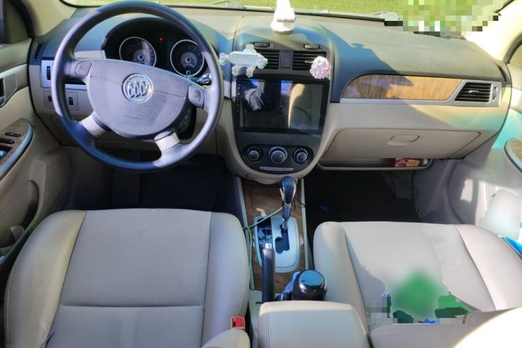 Used Buick Excelle 2015 1.5L Automatic Classic Model
