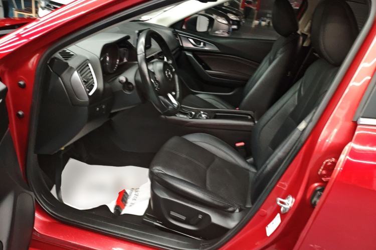 Used Mazda Mazda 3 Axela 2017 Sedan 2.0L Automatic Flagship Model China V Standard
