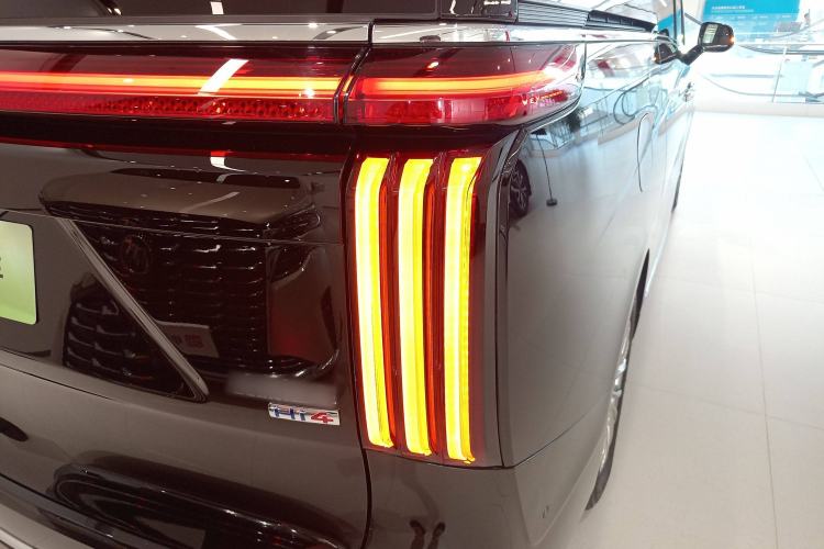 Used Wey Gaoshan 2023 Four-Wheel-Drive Executive Extended Version
