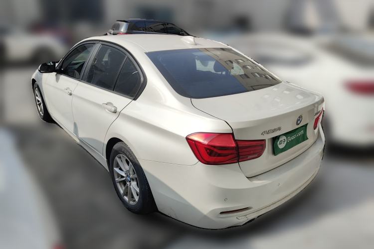 TDK.VehicleDetails.img