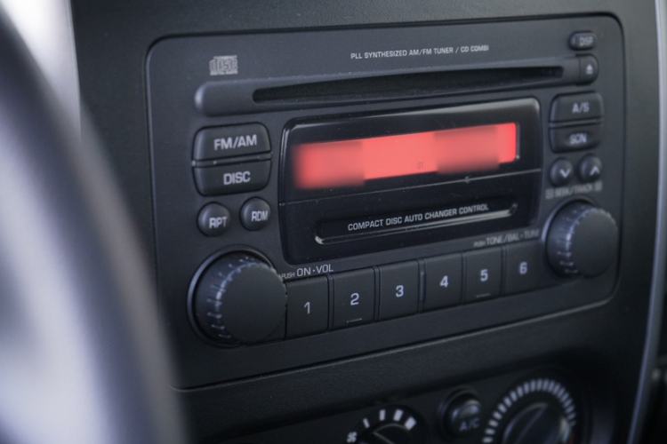 Used Suzuki Jimny 2015 1.3 AT JLX
