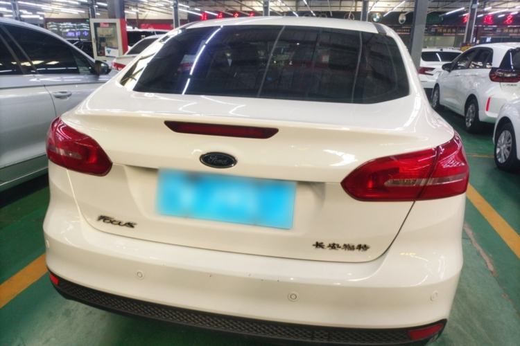 Used Ford Focus 2015 Sedan 1.6L Automatic Trend Model
