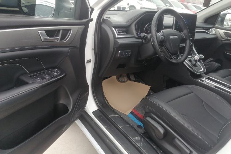 Used Haval M6 2021 PLUS 1.5T DCT Luxury Smart Connectivity Model
