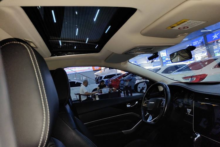 Used Venucia D60 2021 PLUS 1.6L XV CVT Smart Edition
