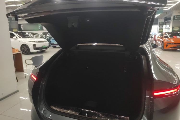 Used  12 2025 Ultra Extended-Range Edition