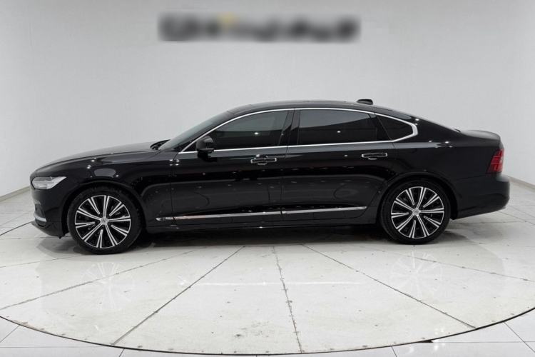 Used Volvo S90 2022 B5 Zhiyuan Luxury Edition
