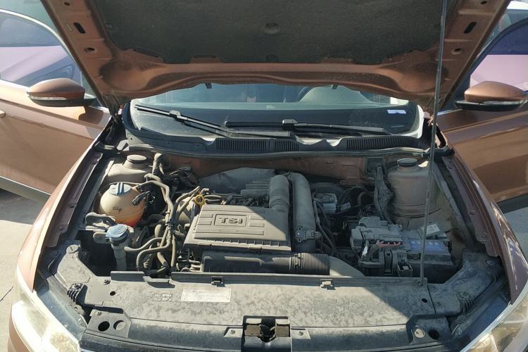 Used Volkswagen C-TREK 2017 230TSI DSG Comfort Version
