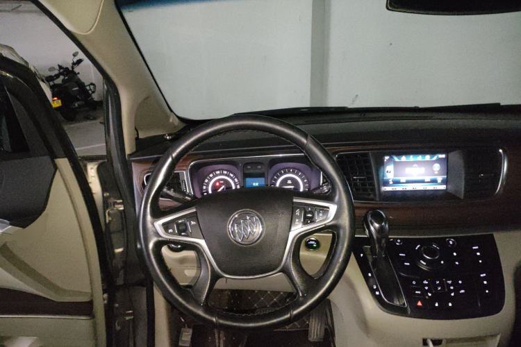 Used Buick GL8 2017 25S Prestige Version China V Standard