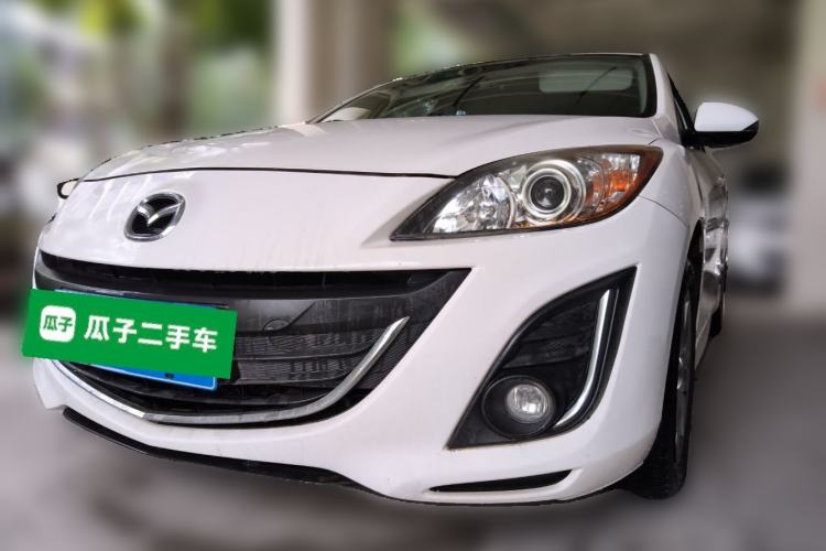 Used Mazda Mazda 3 2015 Hatchback 2.0L Automatic Sport Model