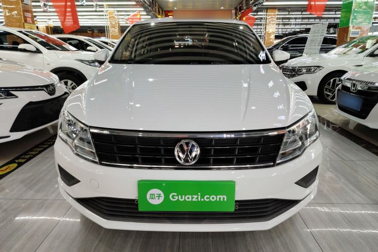 Used Volkswagen Jetta 2019 Dream Edition 1.4L Manual Fashion Version
