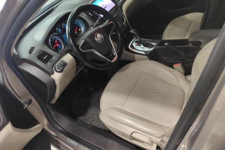 Used Buick Regal 2015 2.0L Leading Fashion Edition
