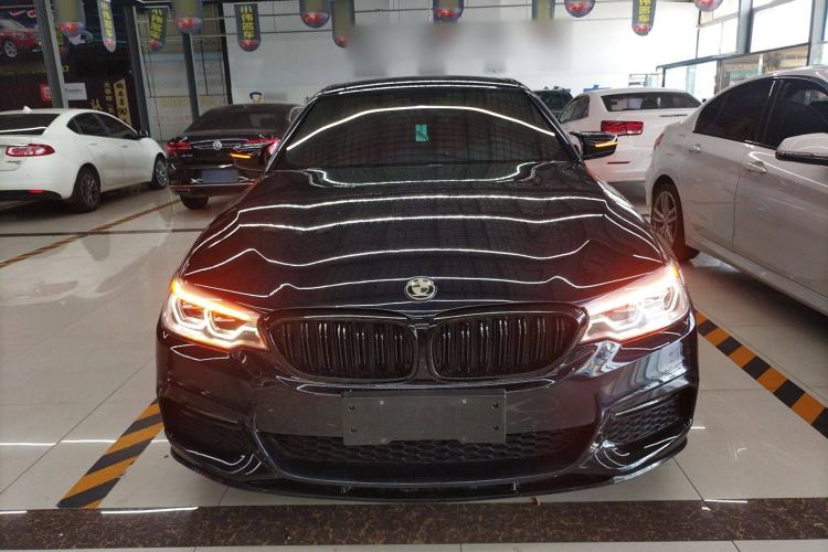 Used BMW 5 Series 2018 530Li Leading Model M Sport Package