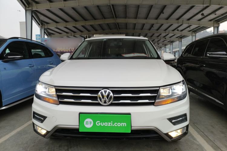 Used Volkswagen Tiguan L 2020 330TSI Automatic Two-Wheel Drive Panoramic Comfort Edition China VI Standard