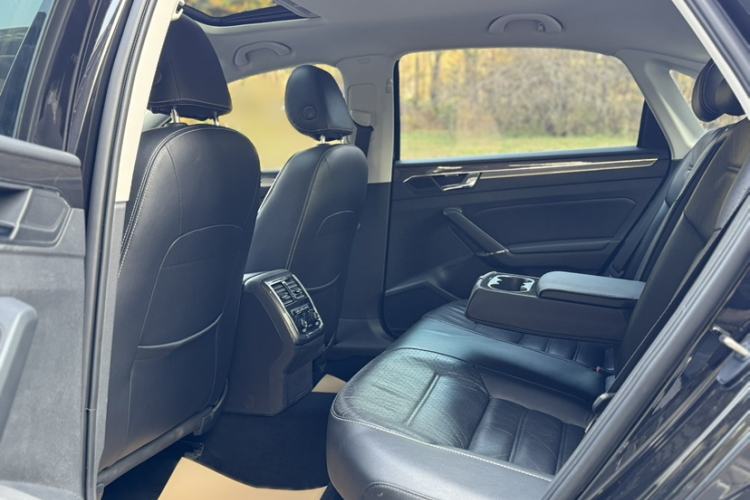 Used Volkswagen Passat 2017 330TSI DSG Prestige Edition
