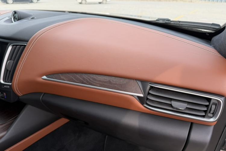 Used Maserati Levante 2018 3.0T Luxury Zegna Edition
