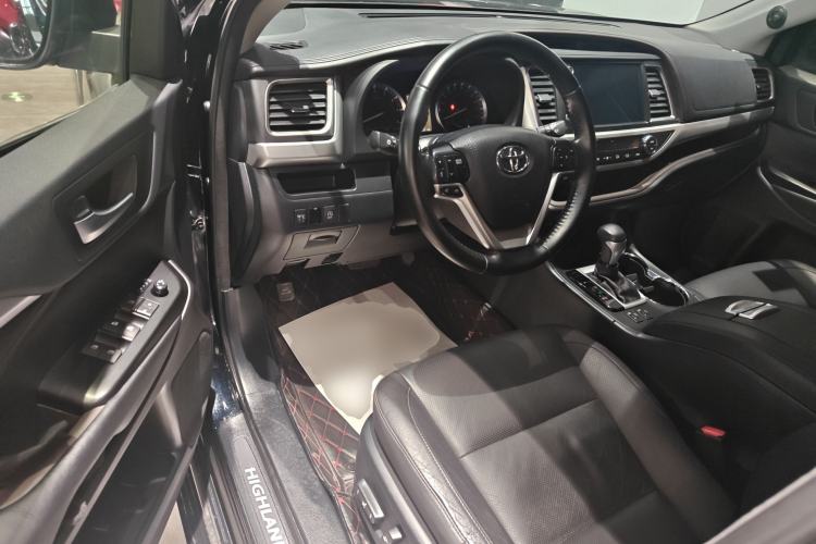 Used Toyota Highlander 2017 2.0T Four-Wheel Drive Luxury Edition 7 Seats