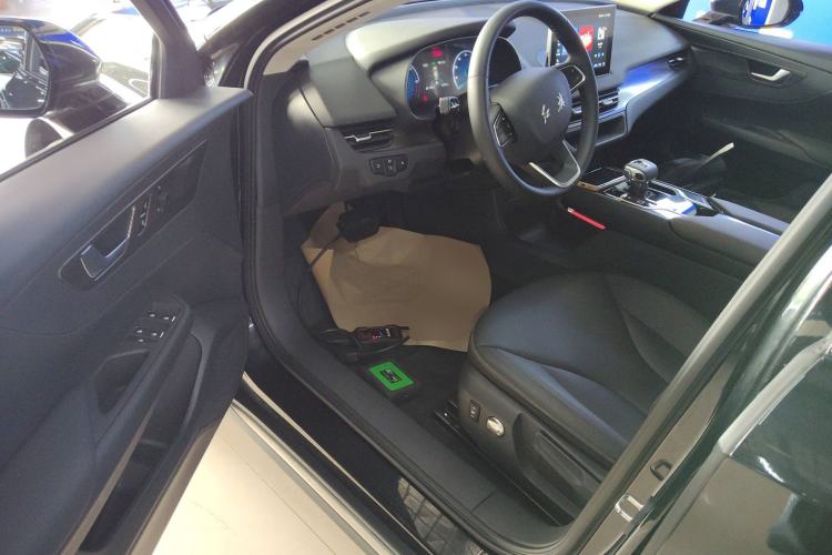 Used Hongqi E-QM5 2023 Revised Version Basic Travel Edition