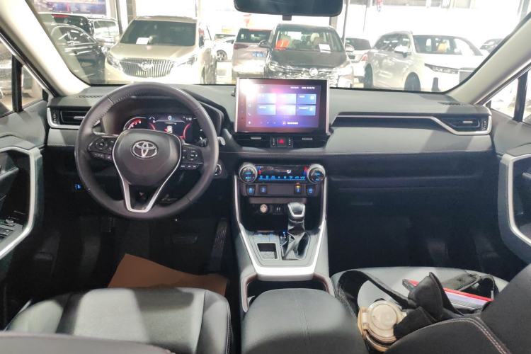 Used Toyota RAV4 2022 2.0L CVT Two-Wheel Drive Fashion Plus Edition
