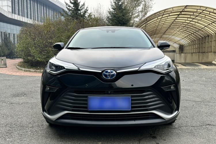 Used Toyota IZOA 2021 Dual-Motor 2.0L Yixuan Edition
