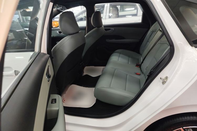 Used Roewe D6 2025 450km Deluxe Edition