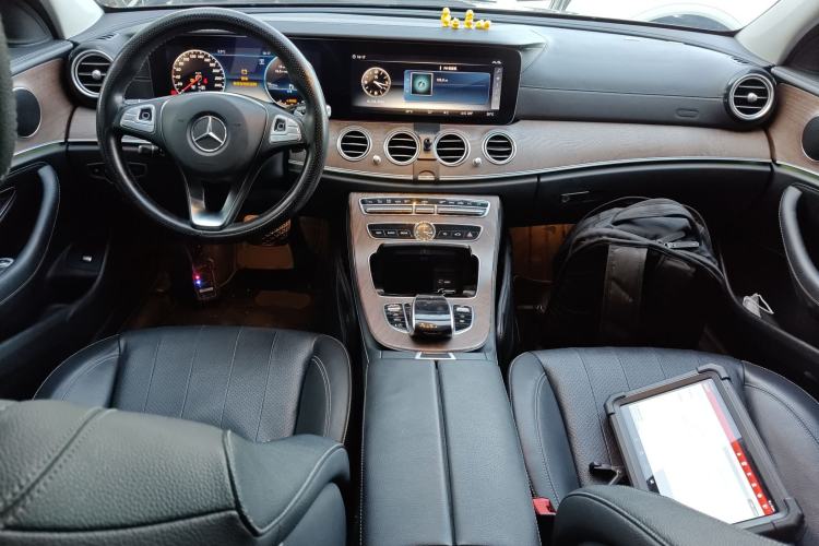 Used Mercedes-Benz E-Class 2018 Facelift E 300 L Luxury Edition