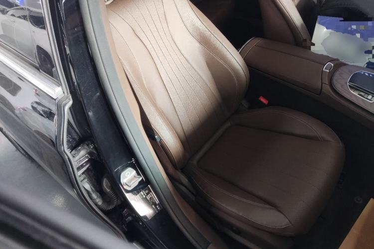 Used Mercedes-Benz E-Class 2022 Revised Version E 300 L Fashion Edition
