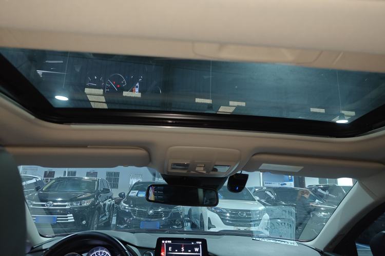 Used Mazda Atenza 2021 2.0L Blue Sky Luxury Edition
